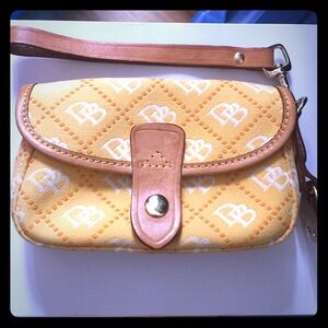 Dooney & Bourke wristlet!